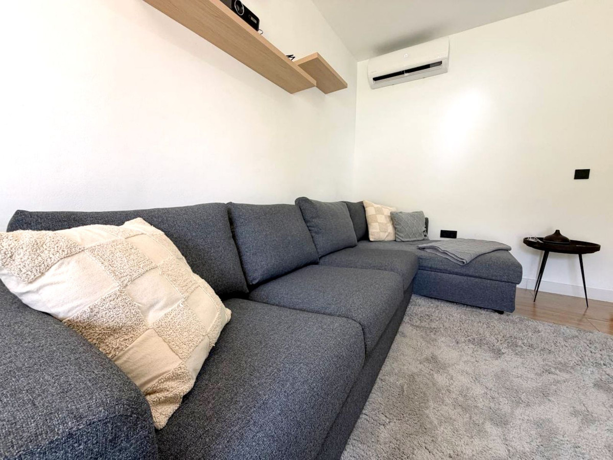 Appartement te koop in El Paraiso | 1 slaapkamers H5471377