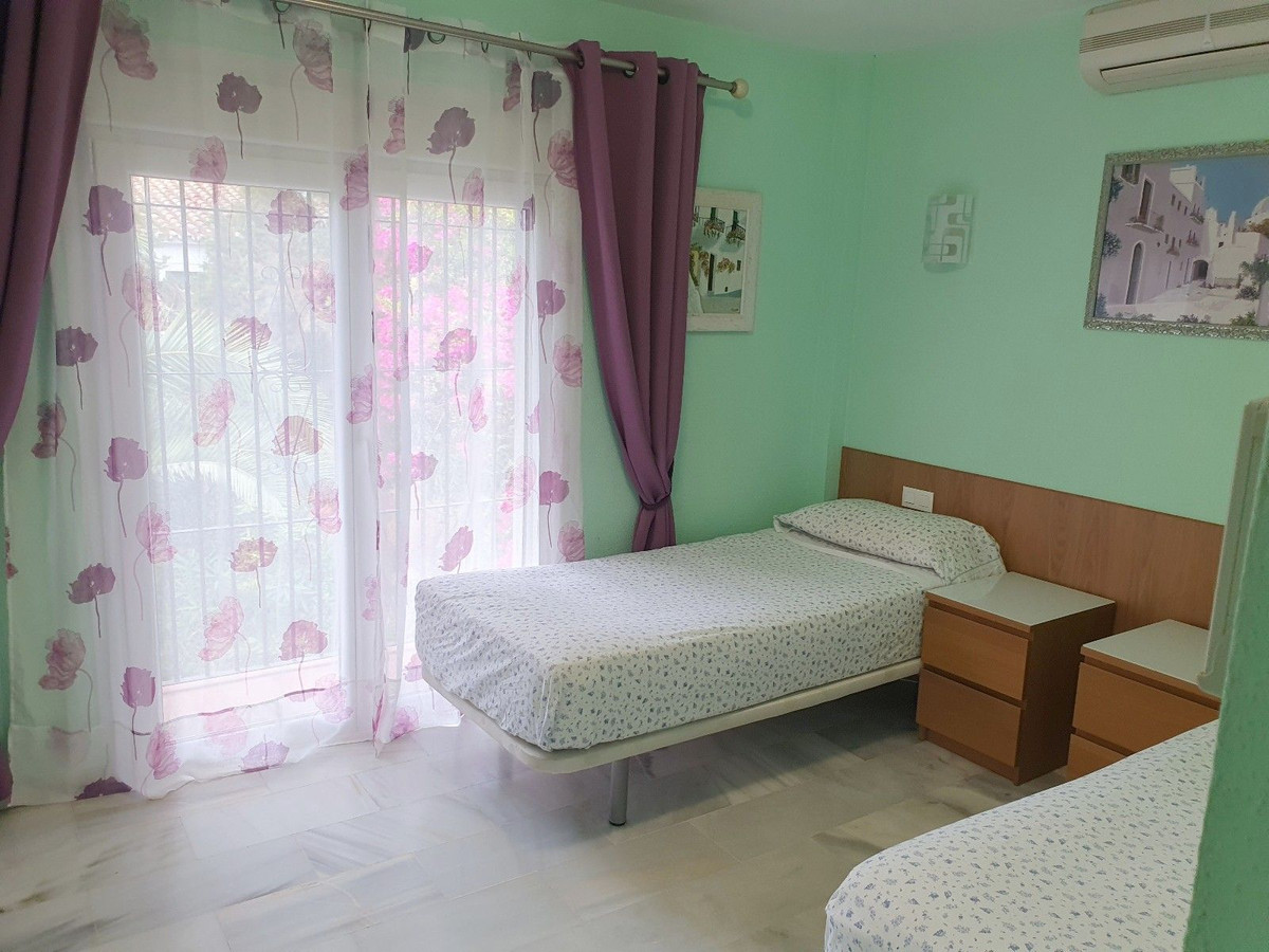 Appartement te koop in El Paraiso | 2 slaapkamers H5481469