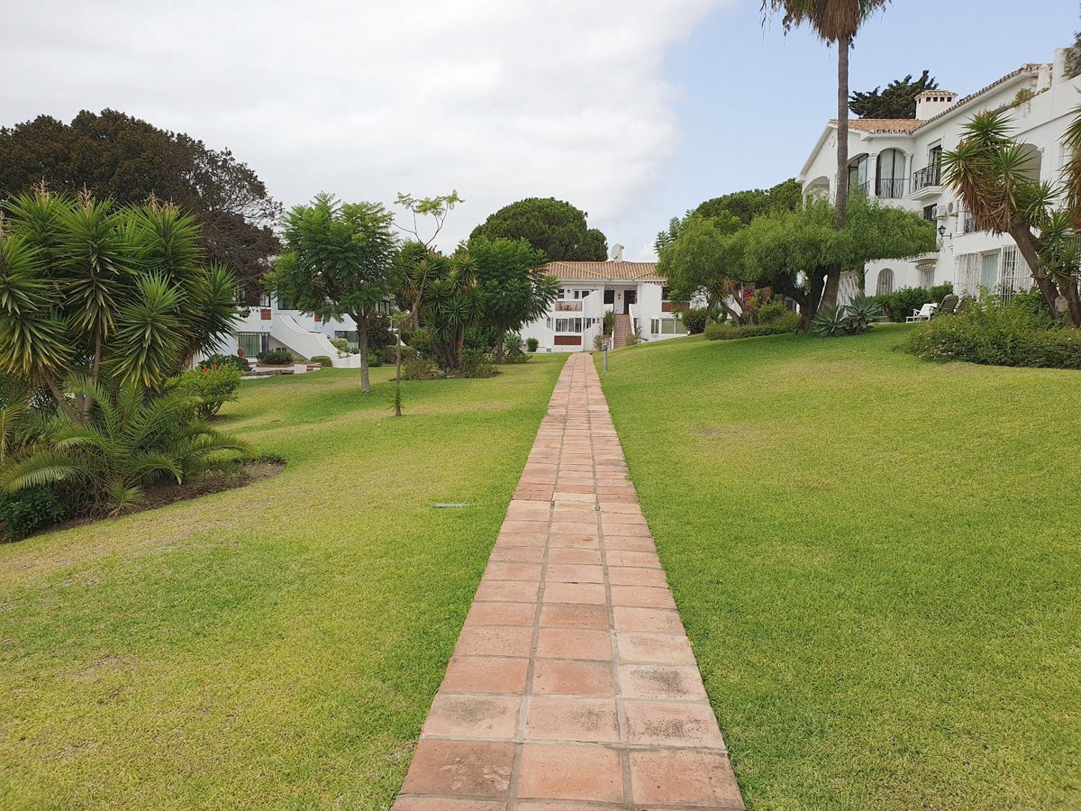 Appartement te koop in El Paraiso | 2 slaapkamers H5481469
