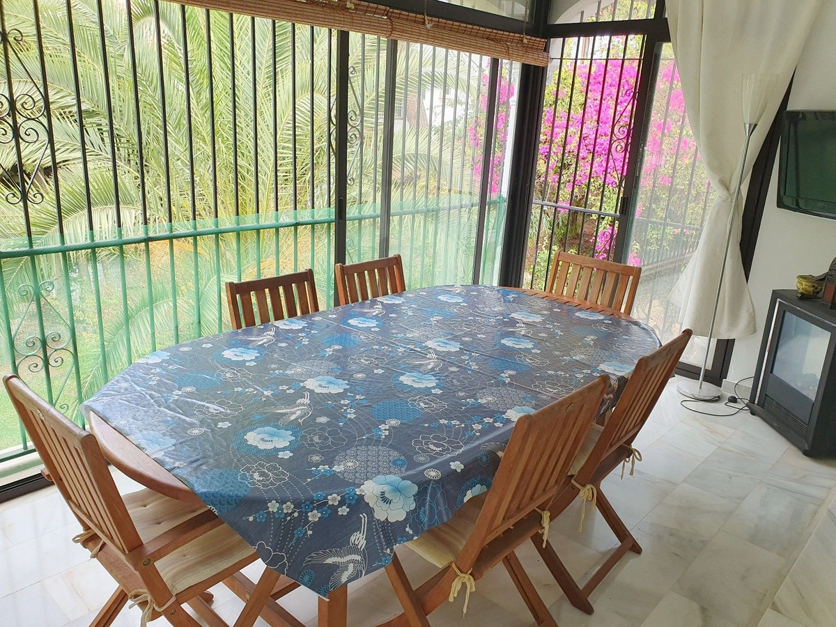 Appartement te koop in El Paraiso | 2 slaapkamers H5481469