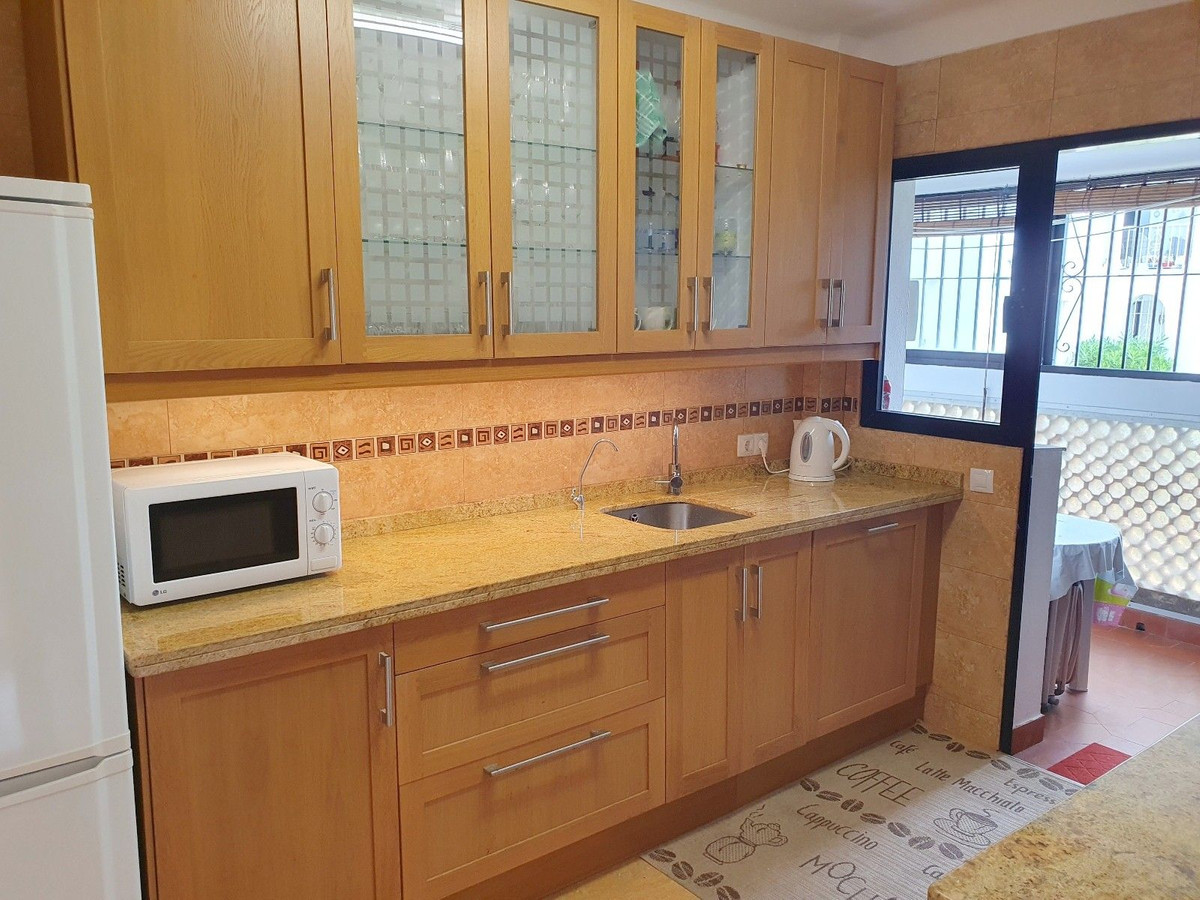 Appartement te koop in El Paraiso | 2 slaapkamers H5481469