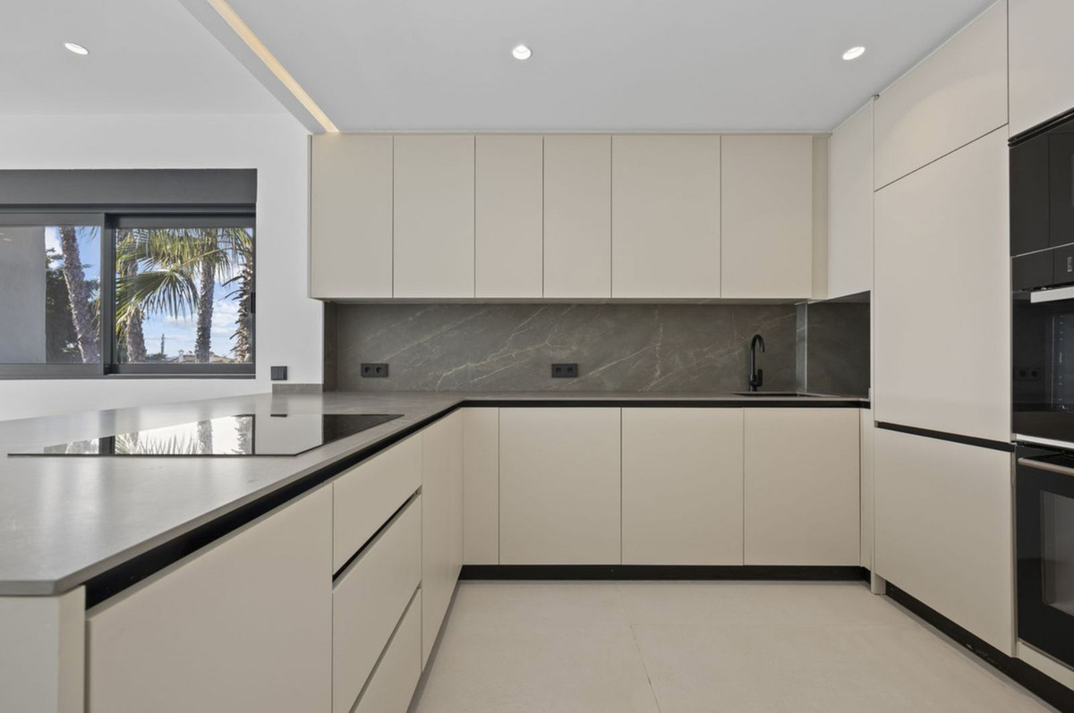Property main view 16
