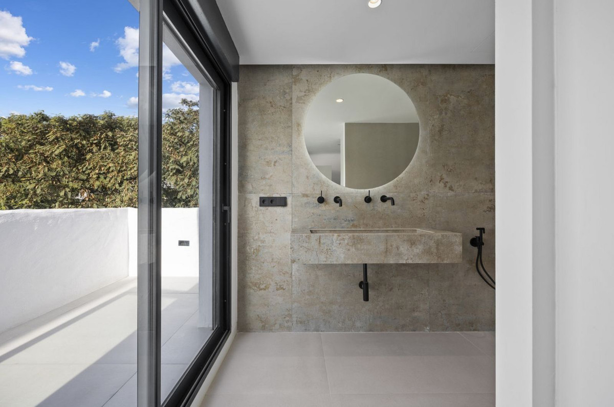 Property main view 25