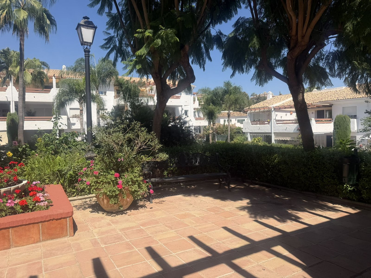Appartement te koop in El Paraiso | 3 slaapkamers H5492419