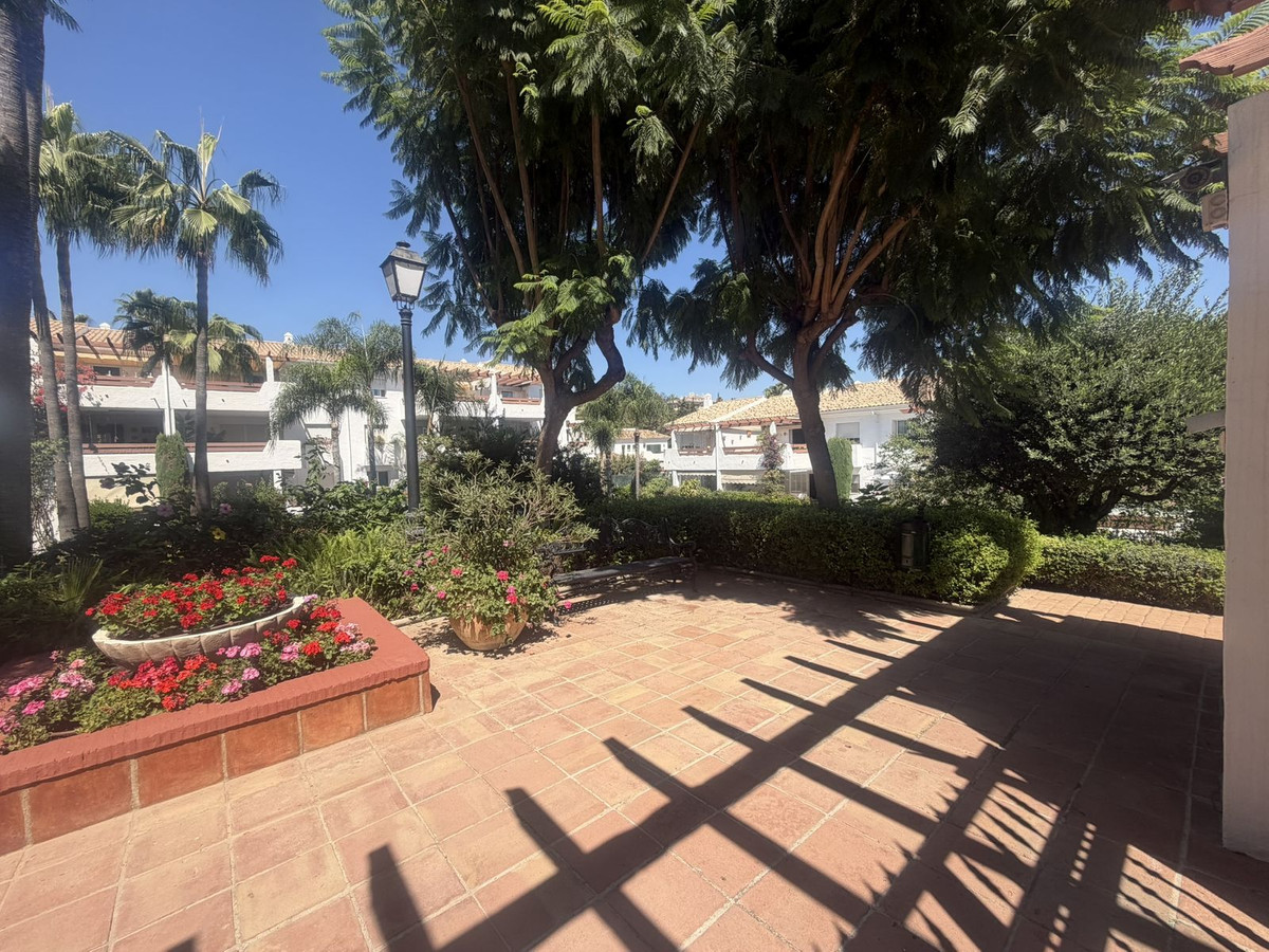 Appartement te koop in El Paraiso | 3 slaapkamers H5492419