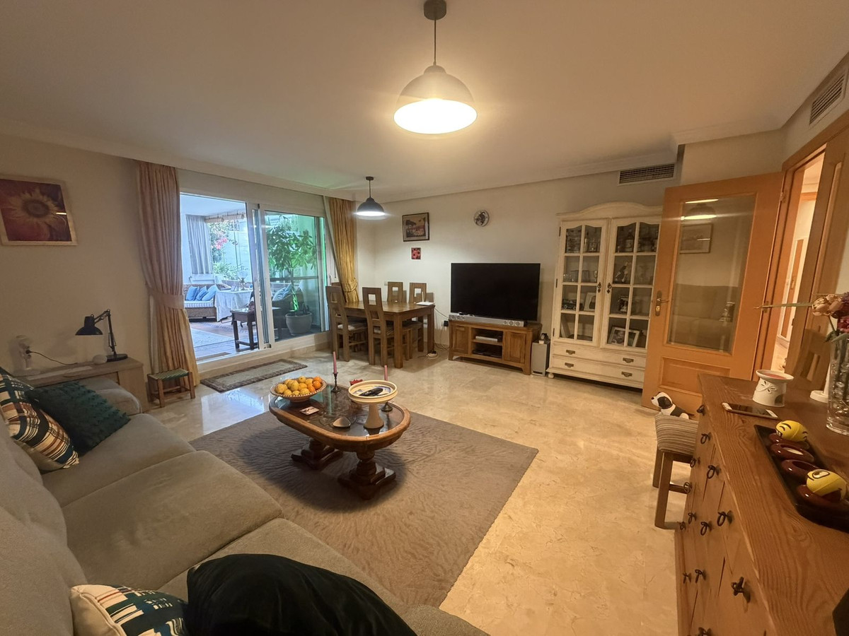 Appartement te koop in El Paraiso | 3 slaapkamers H5492419
