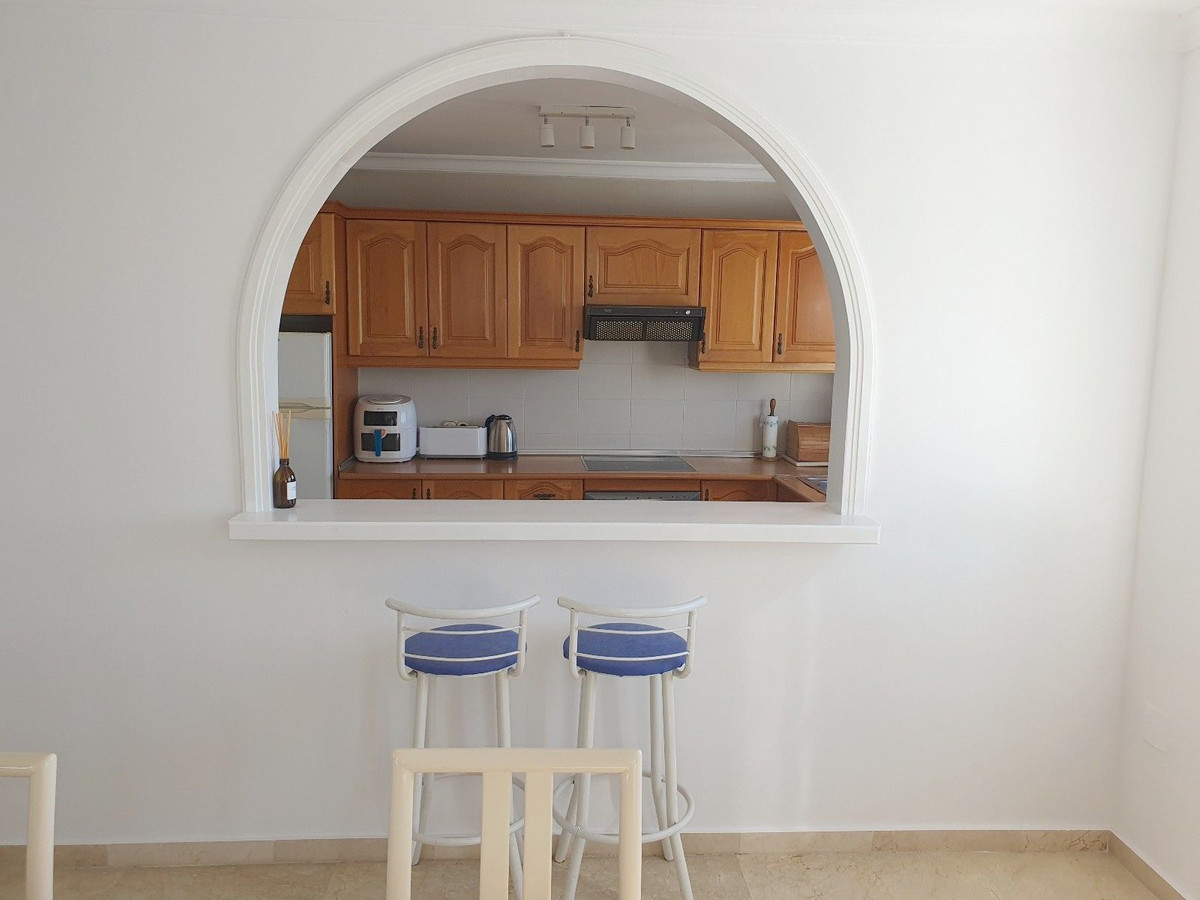 Penthouse te koop in El Paraiso | 2 slaapkamers H5492470
