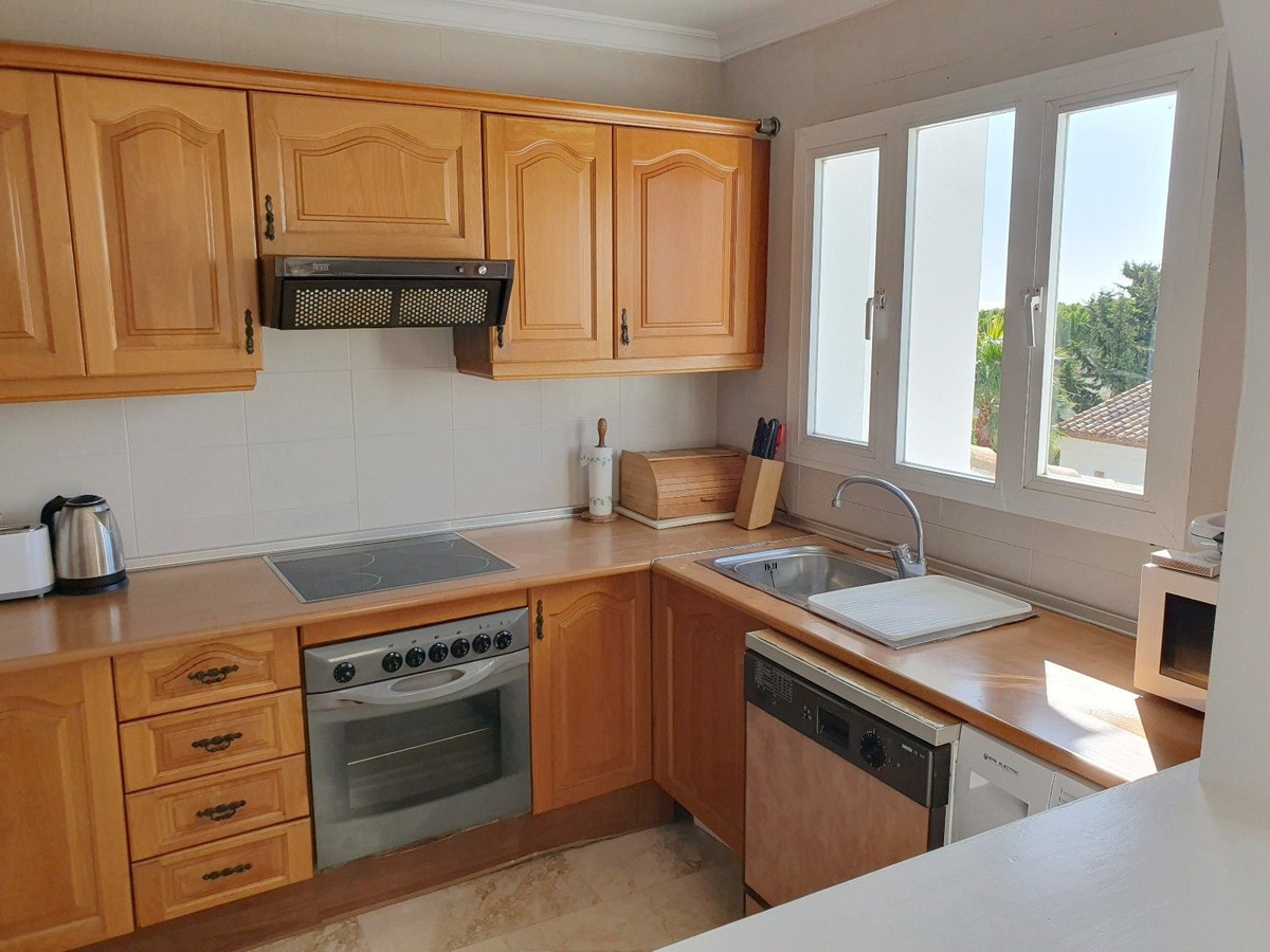 Penthouse te koop in El Paraiso | 2 slaapkamers H5492470