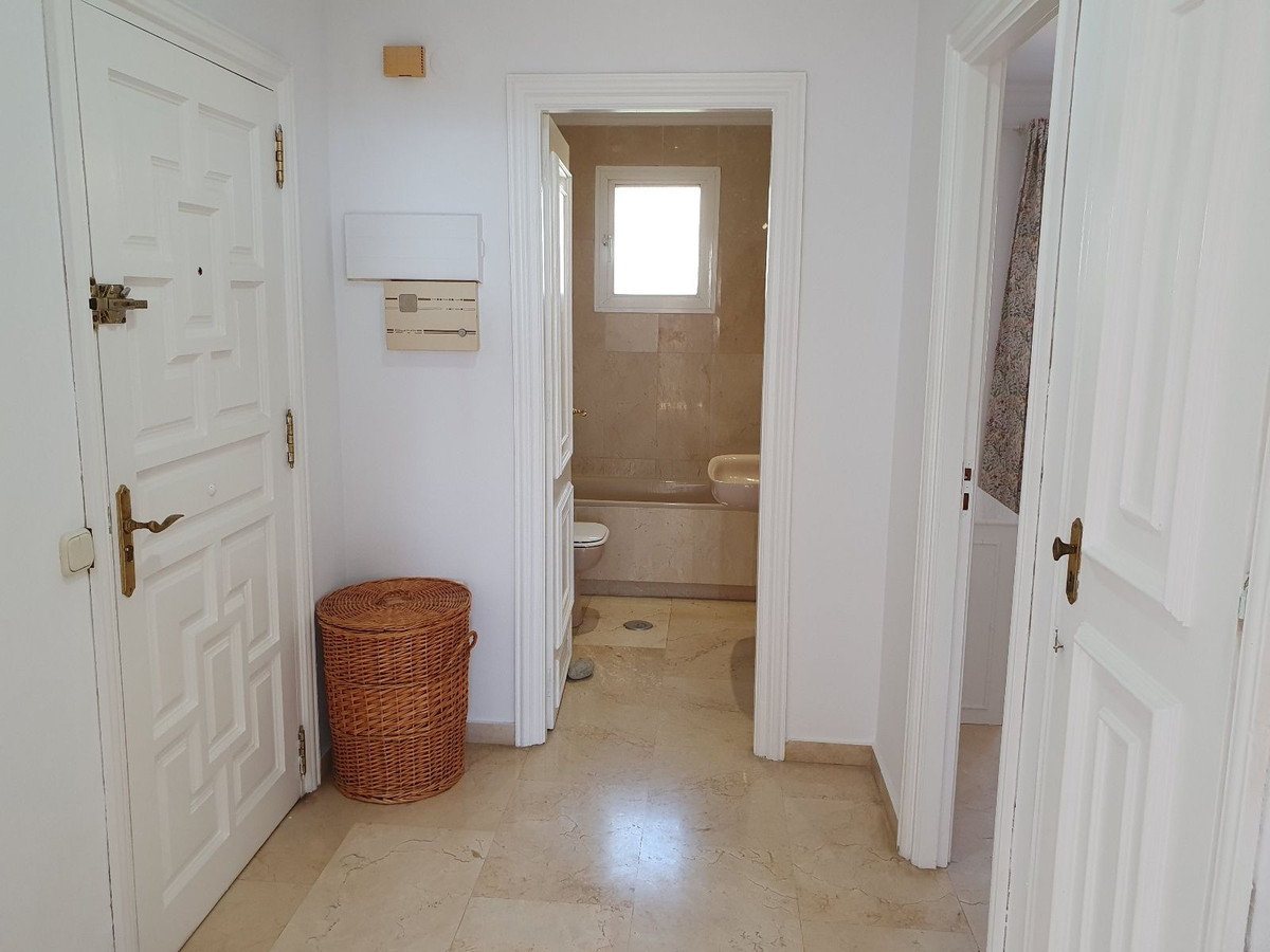 Penthouse te koop in El Paraiso | 2 slaapkamers H5492470