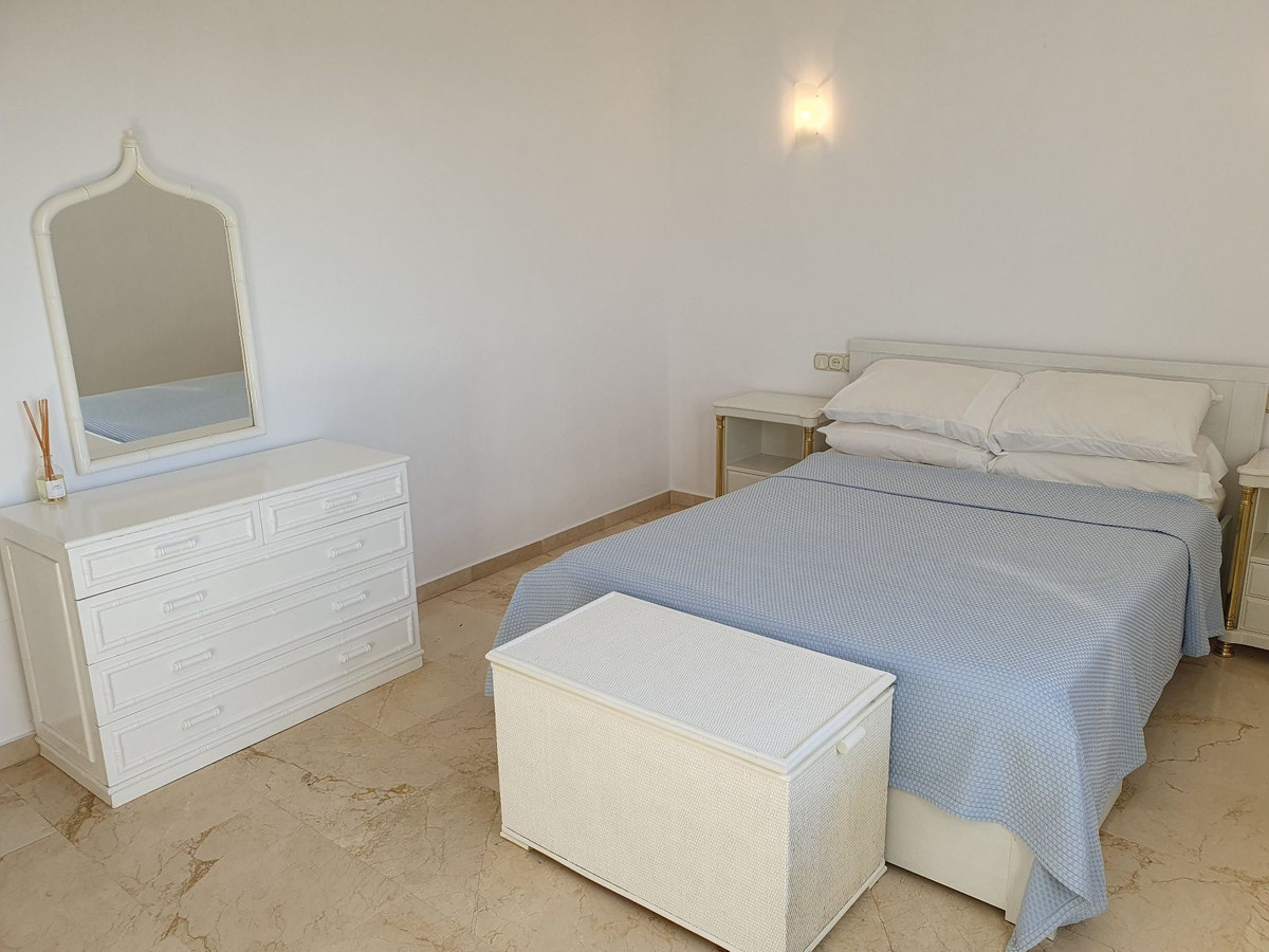 Penthouse te koop in El Paraiso | 2 slaapkamers H5492470