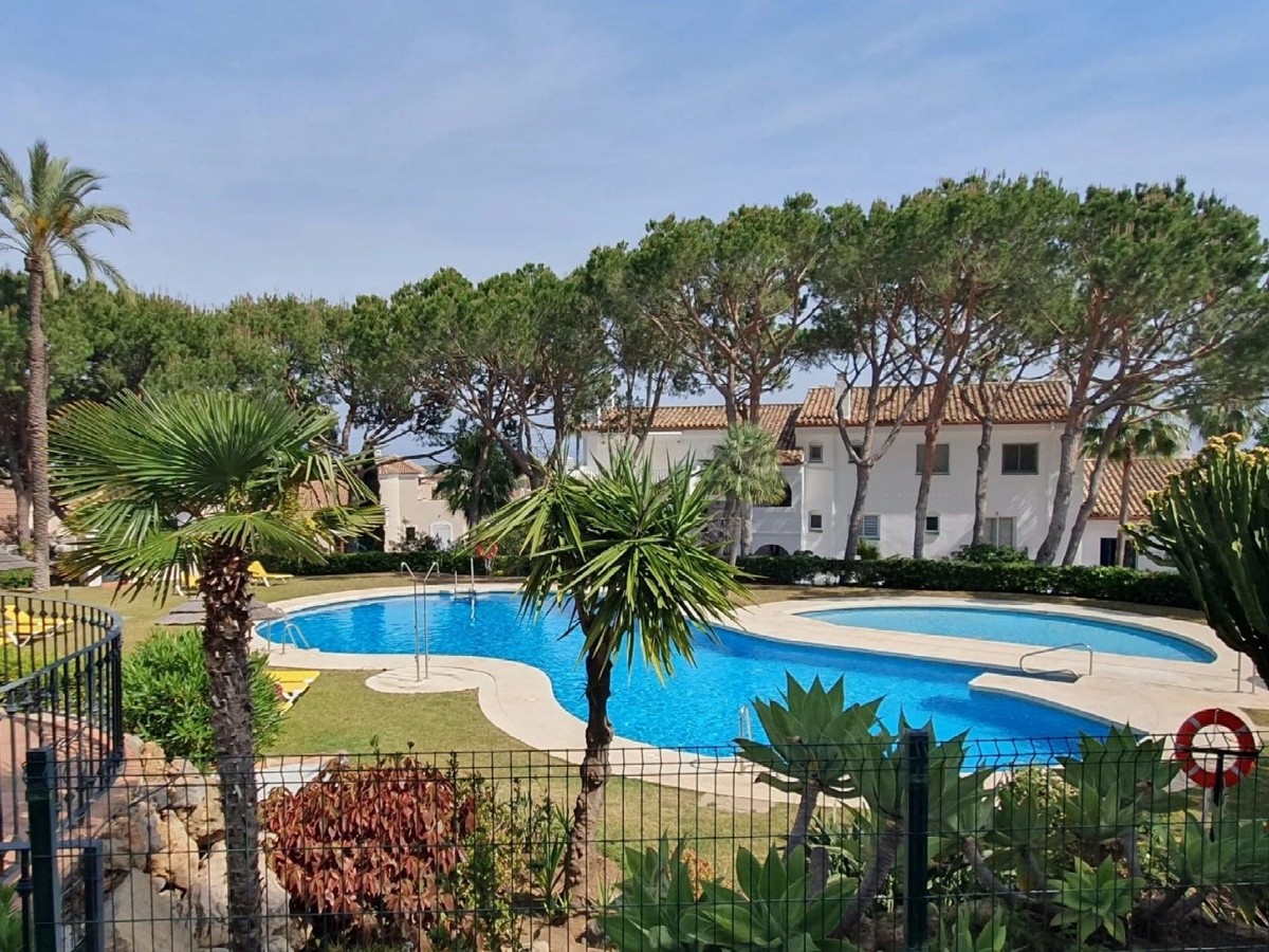 Penthouse te koop in El Paraiso | 2 slaapkamers H5492470
