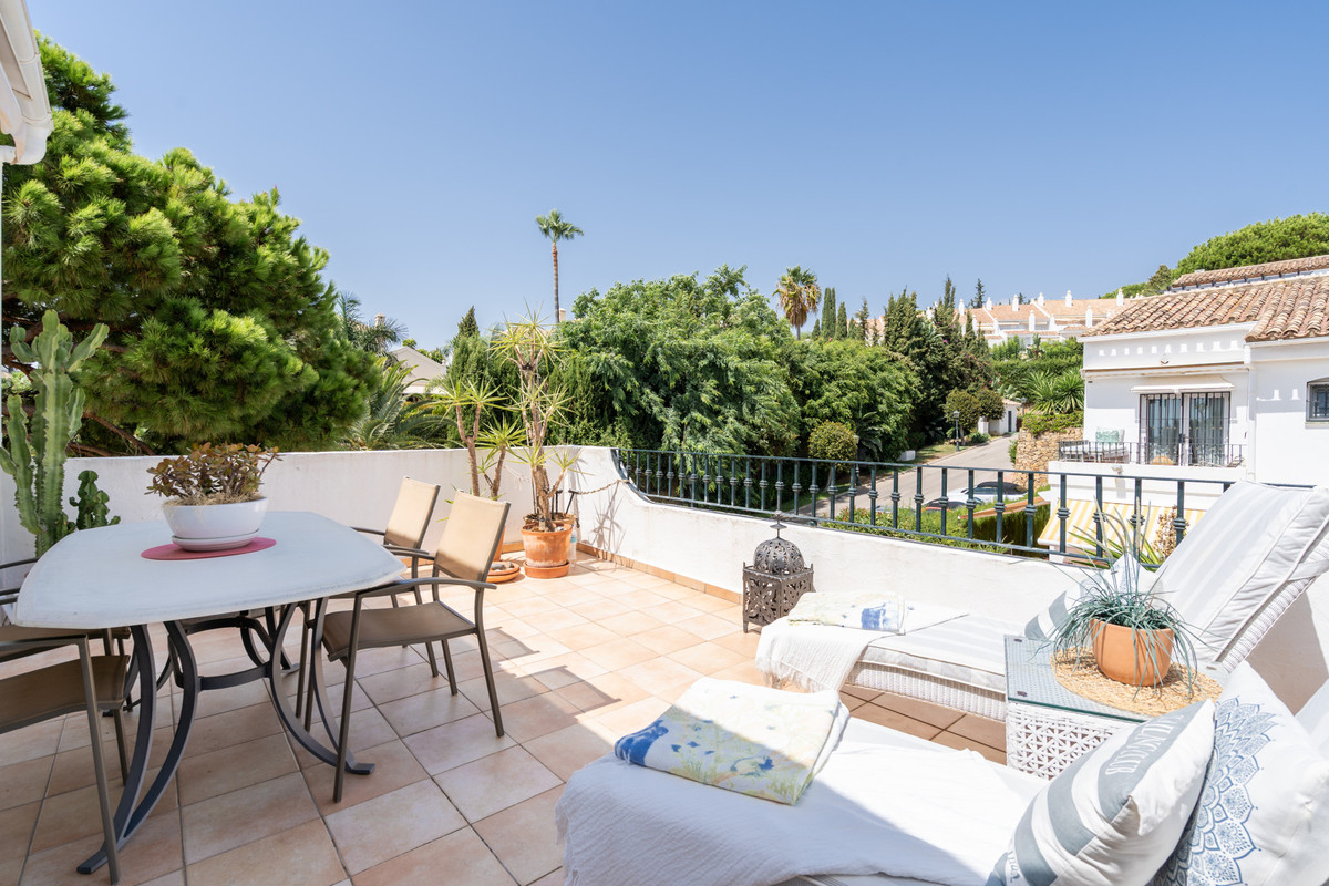 Penthouse te koop in El Paraiso | 2 slaapkamers H5496997