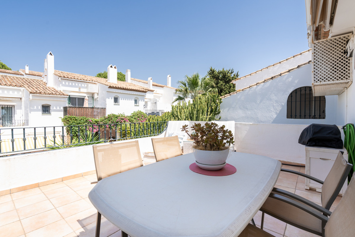 Penthouse te koop in El Paraiso | 2 slaapkamers H5496997