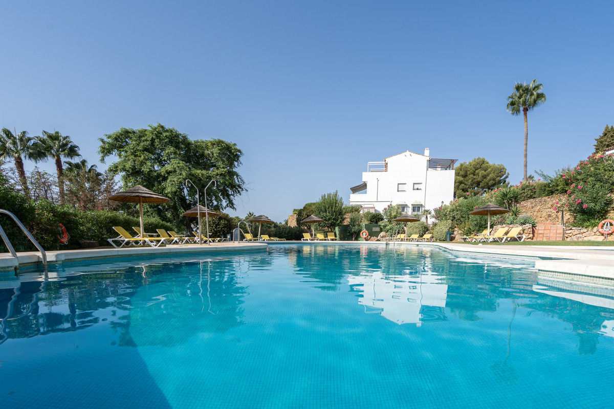 Penthouse te koop in El Paraiso | 2 slaapkamers H5496997