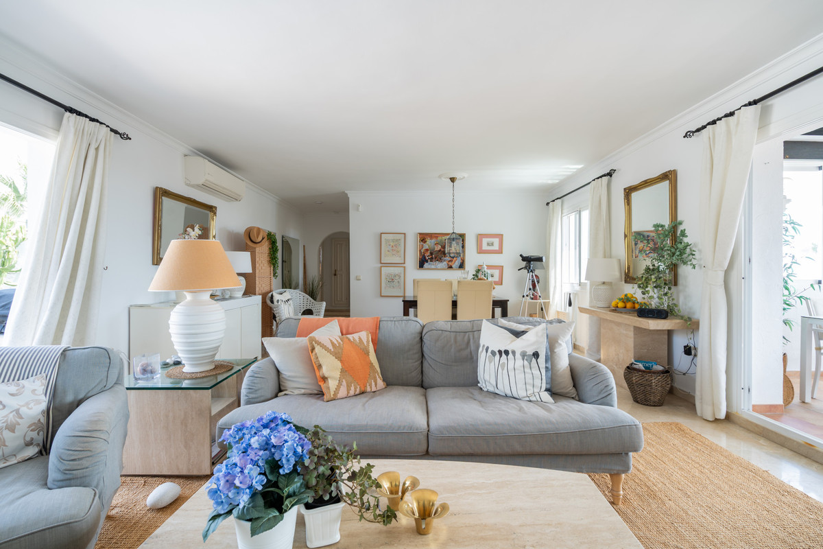 Penthouse te koop in El Paraiso | 2 slaapkamers H5496997