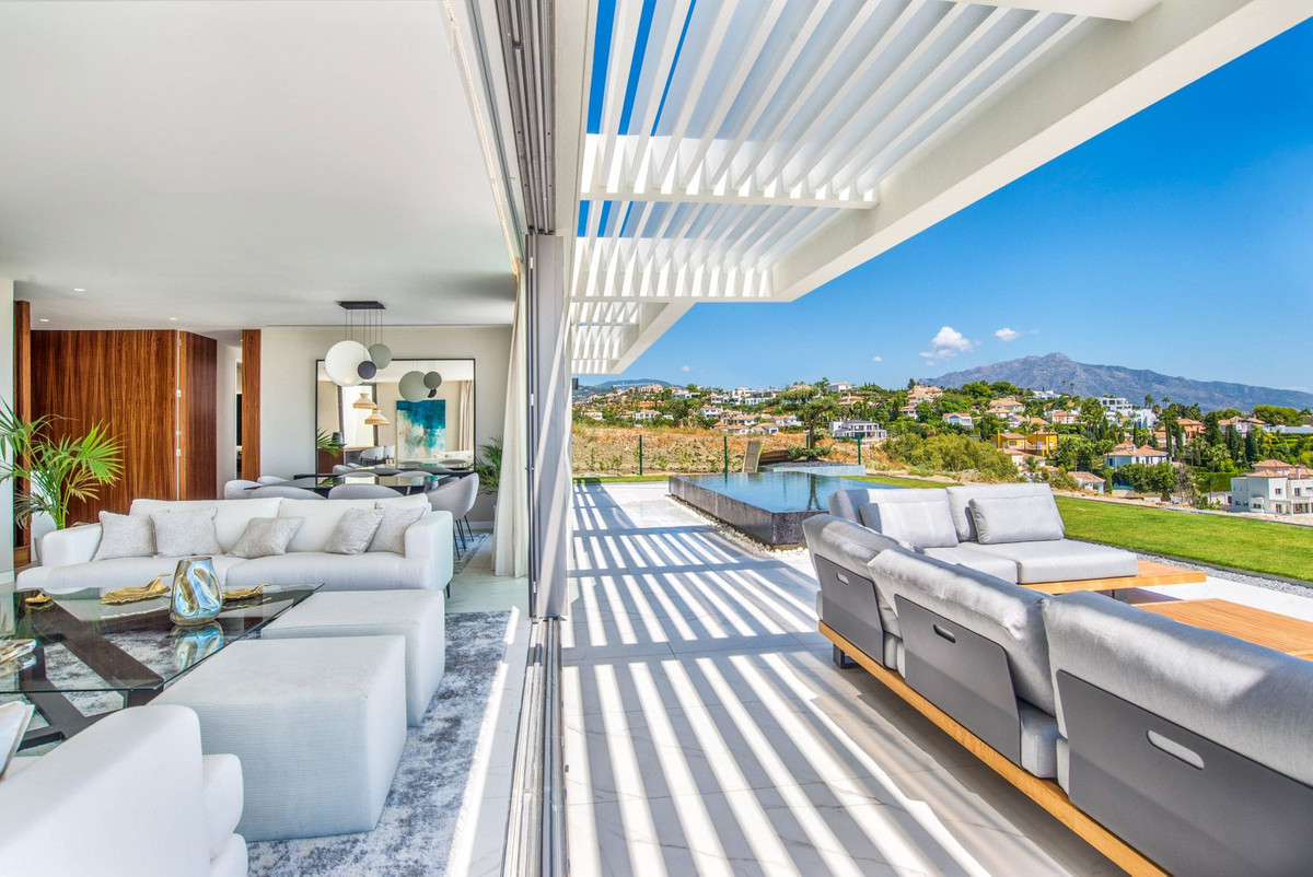 Appartement te koop in El Paraiso | 3 slaapkamers H5504305