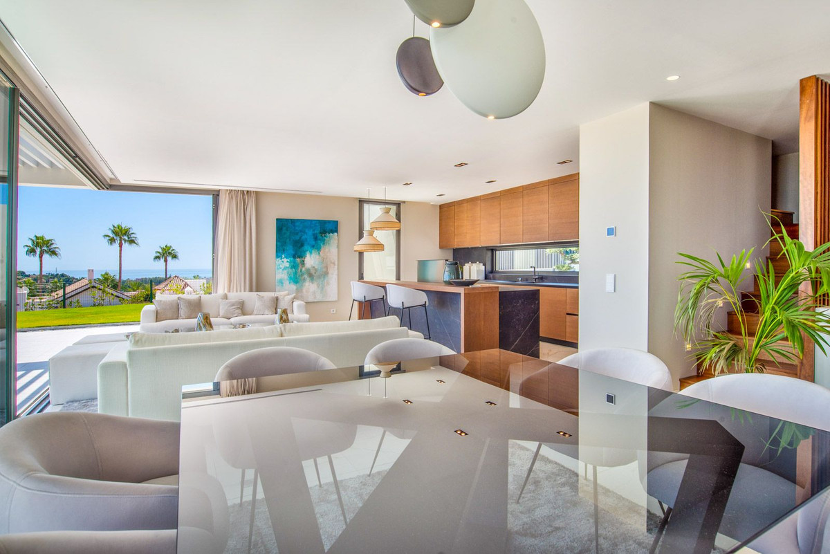 Appartement te koop in El Paraiso | 3 slaapkamers H5504305