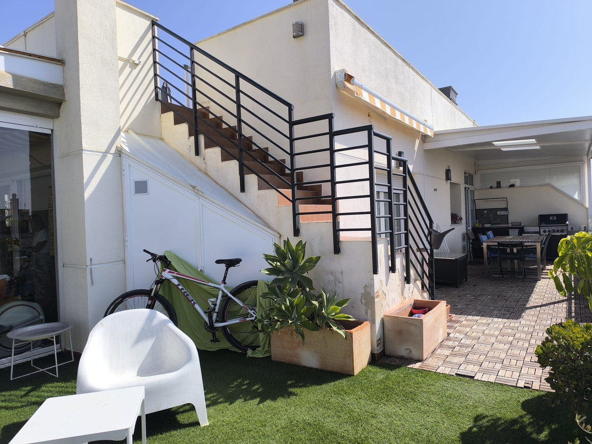 Penthouse te koop in El Pinillo | 4 slaapkamers H5076829
