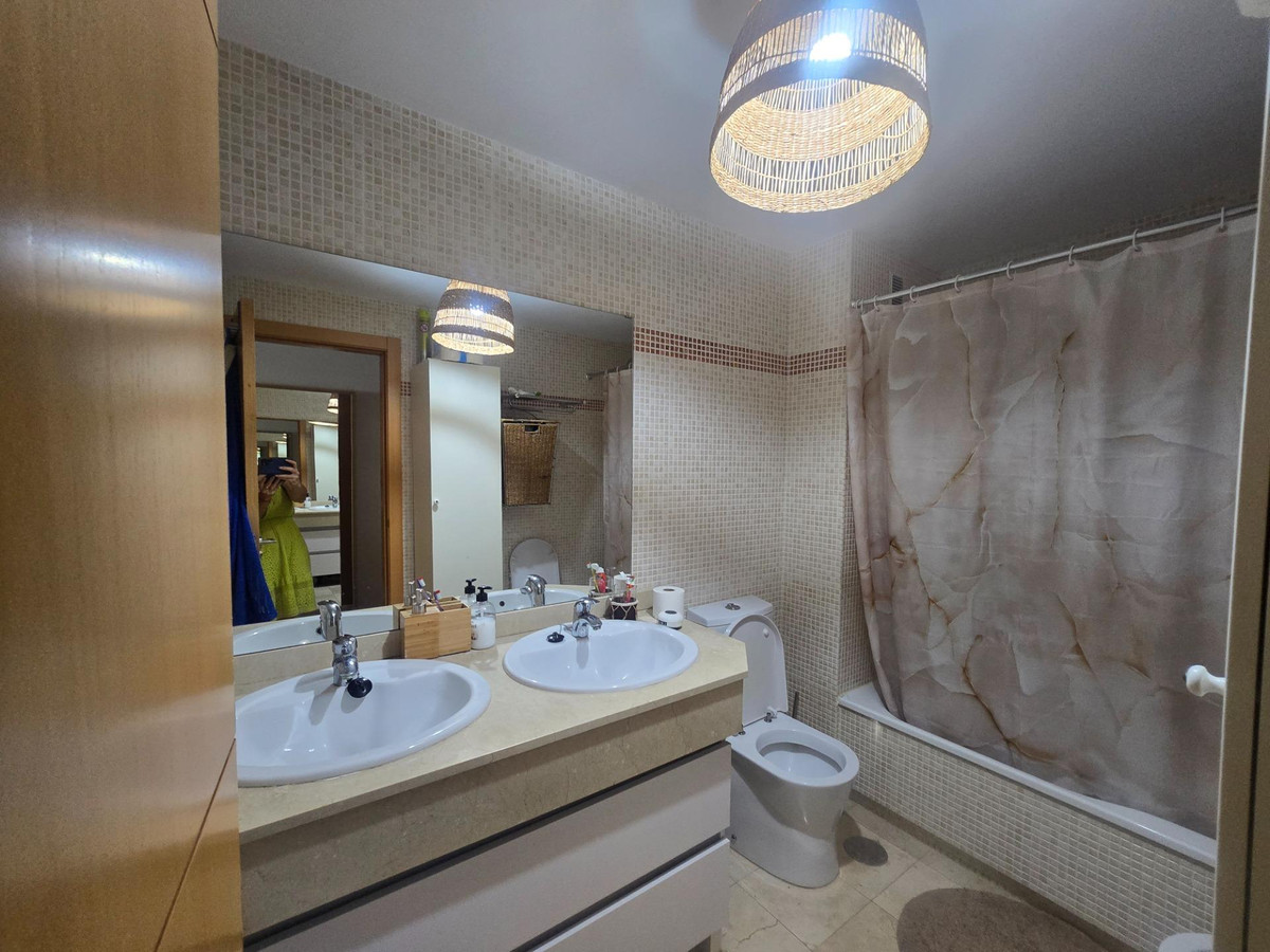 Appartement te koop in El Pinillo | 2 slaapkamers H5105293