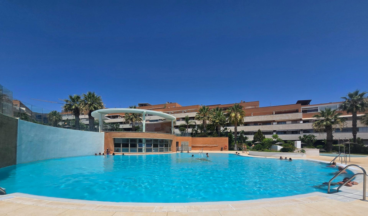 Appartement te koop in El Pinillo | 2 slaapkamers H5105293