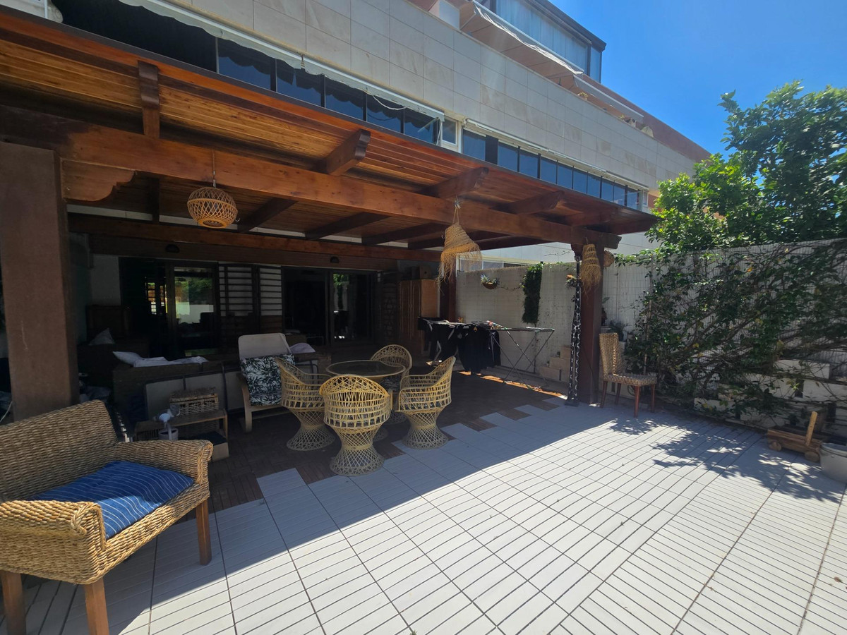 Appartement te koop in El Pinillo | 2 slaapkamers H5105293