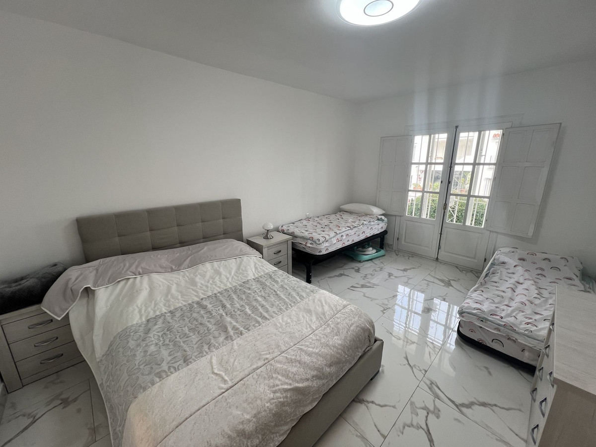 Tussenverdieping Appartement in El Presidente-13