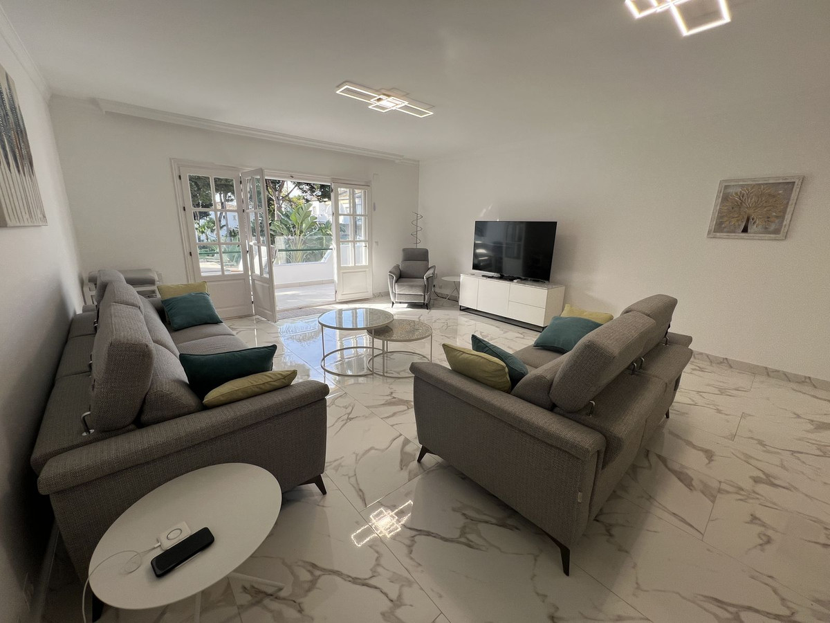 Tussenverdieping Appartement in El Presidente-3