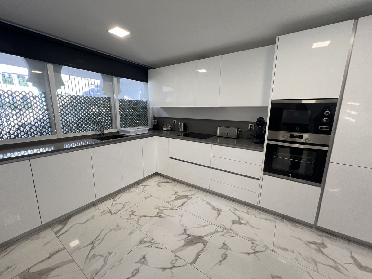 Tussenverdieping Appartement in El Presidente-9