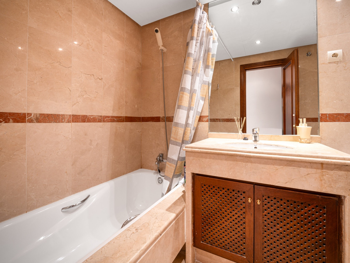 Appartement te koop in El Rosario | 3 slaapkamers H5122288