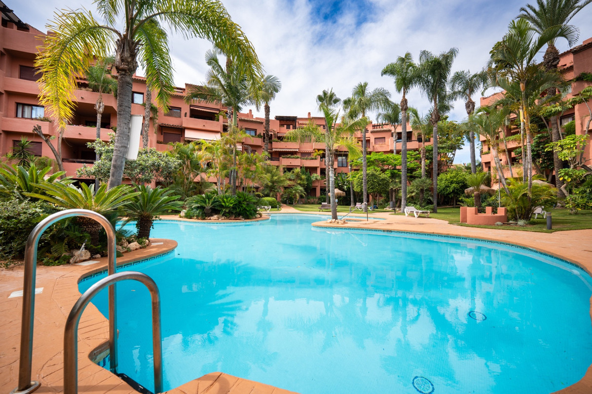 Appartement te koop in El Rosario | 3 slaapkamers H5122288