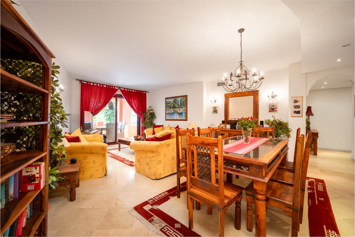 Appartement te koop in El Rosario | 3 slaapkamers H5122288