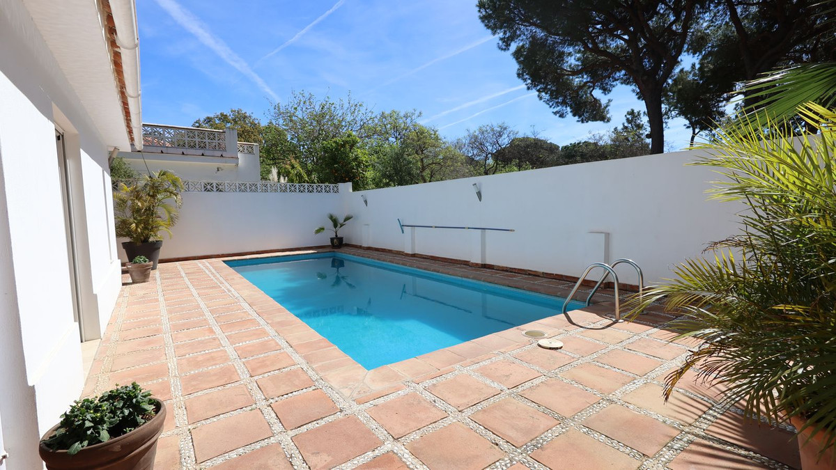 Huis te koop in El Rosario | 4 slaapkamers H5387854
