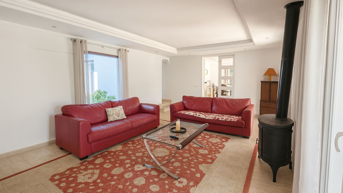 Huis te koop in El Rosario | 4 slaapkamers H5387854