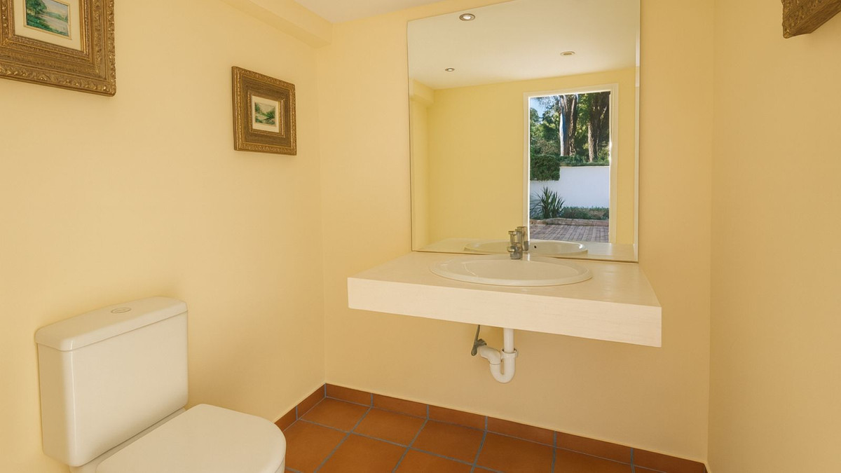 Huis te koop in El Rosario | 4 slaapkamers H5387854