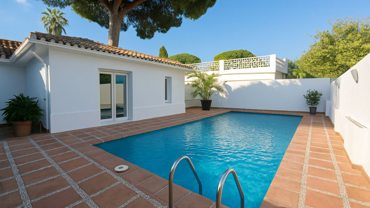 Huis te koop in El Rosario | 4 slaapkamers H5387854