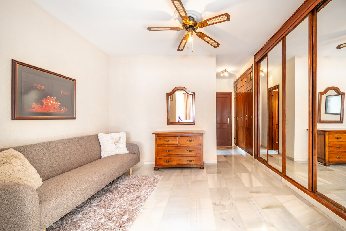 Appartement te koop in El Rosario | 4 slaapkamers H5406646