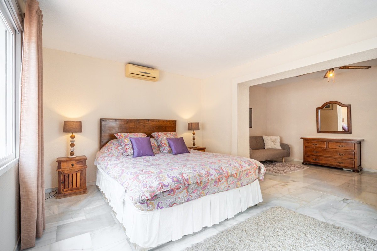 Appartement te koop in El Rosario | 4 slaapkamers H5406646