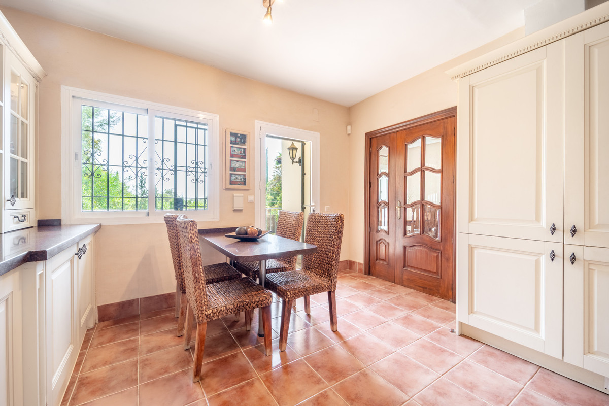 Appartement te koop in El Rosario | 4 slaapkamers H5406646
