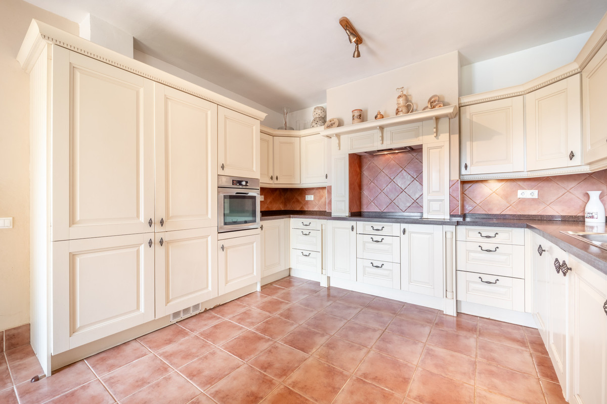 Appartement te koop in El Rosario | 4 slaapkamers H5406646