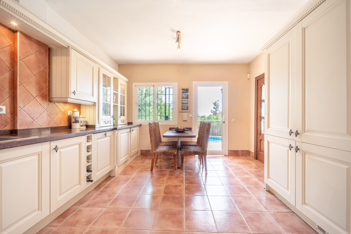Appartement te koop in El Rosario | 4 slaapkamers H5406646