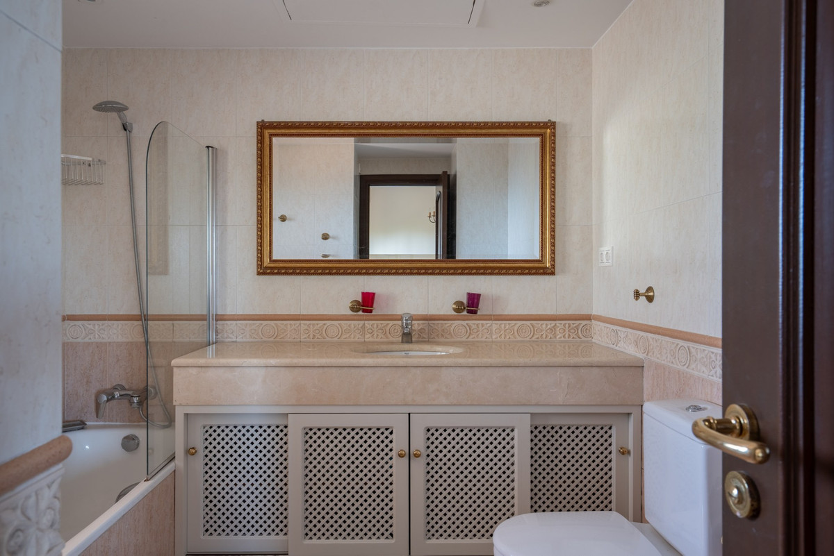 Appartement te koop in El Rosario | 4 slaapkamers H5483875