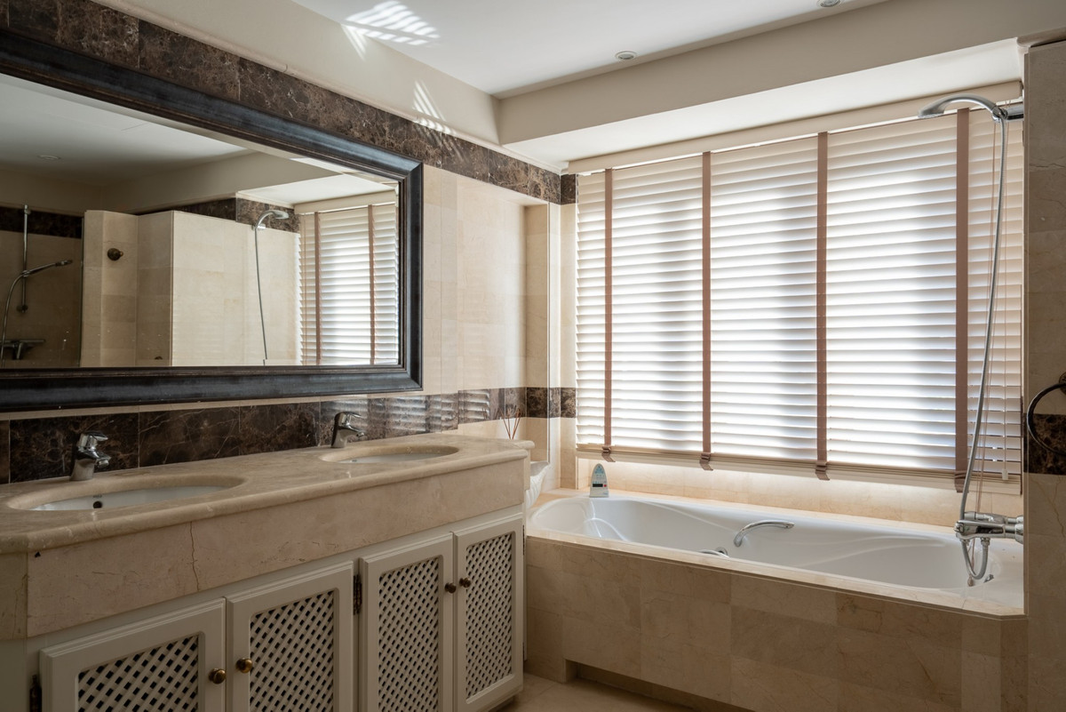 Appartement te koop in El Rosario | 4 slaapkamers H5483875