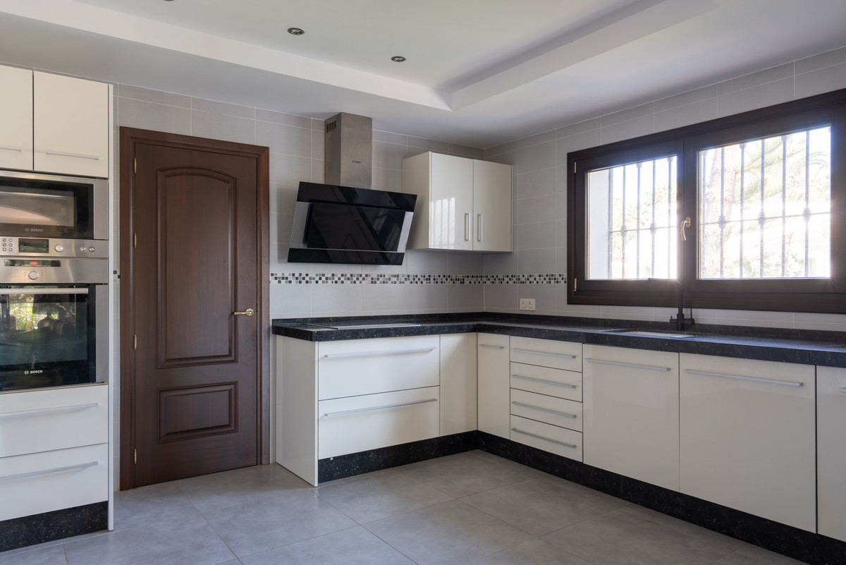 Appartement te koop in El Rosario | 4 slaapkamers H5483875