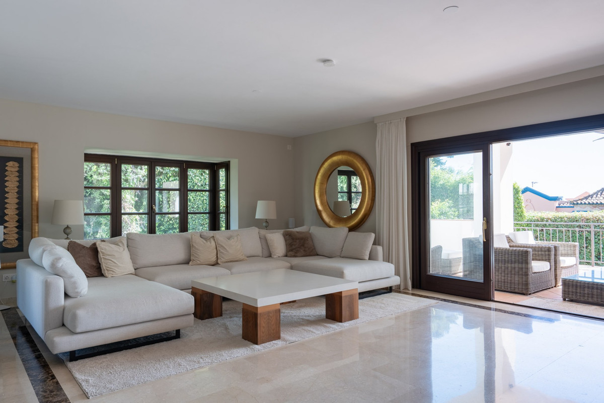 Appartement te koop in El Rosario | 4 slaapkamers H5483875