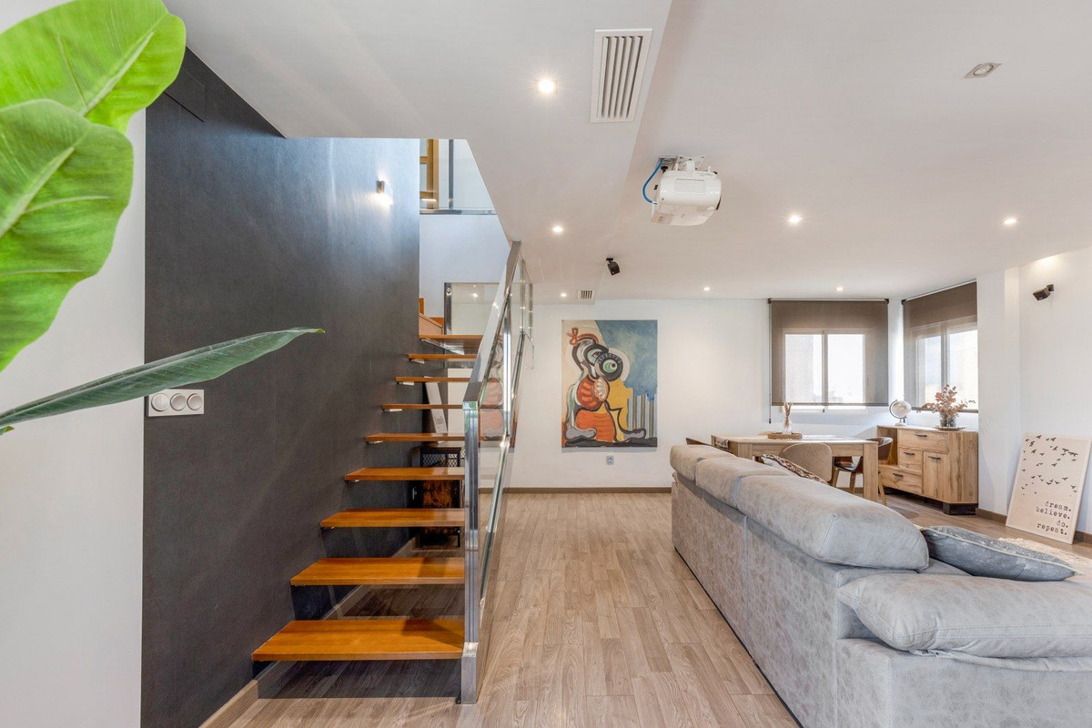 Penthouse Duplex te koop in Elche | 5 slaapkamers H4977037