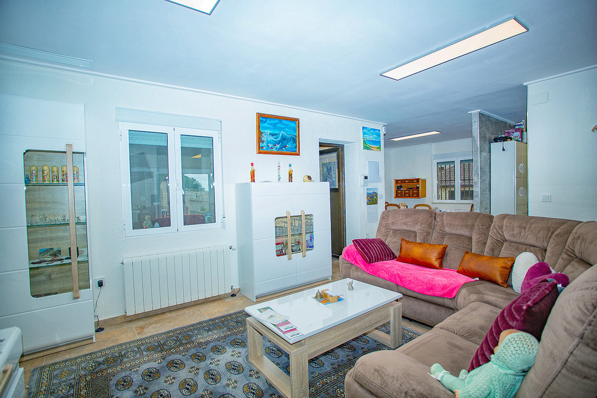 Vrijstaande Villa te koop in Elche | 3 slaapkamers H5295325