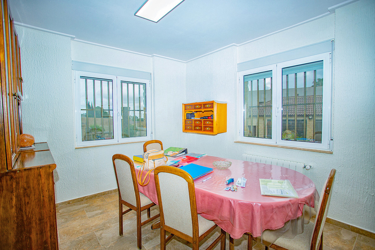 Vrijstaande Villa te koop in Elche | 3 slaapkamers H5295325