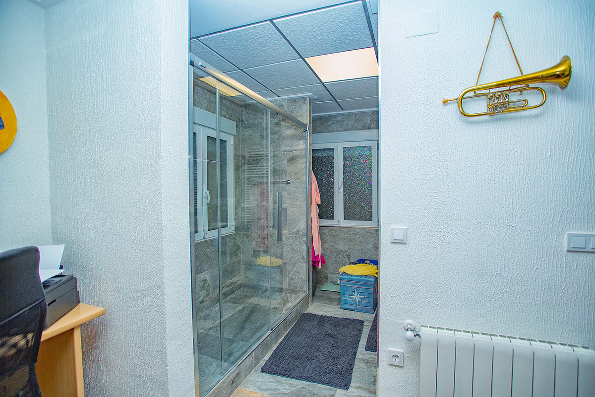 Vrijstaande Villa te koop in Elche | 3 slaapkamers H5295325