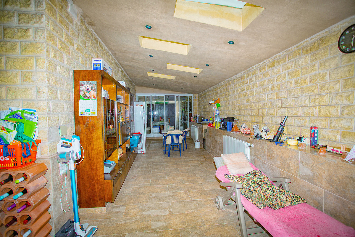 Vrijstaande Villa te koop in Elche | 3 slaapkamers H5295325