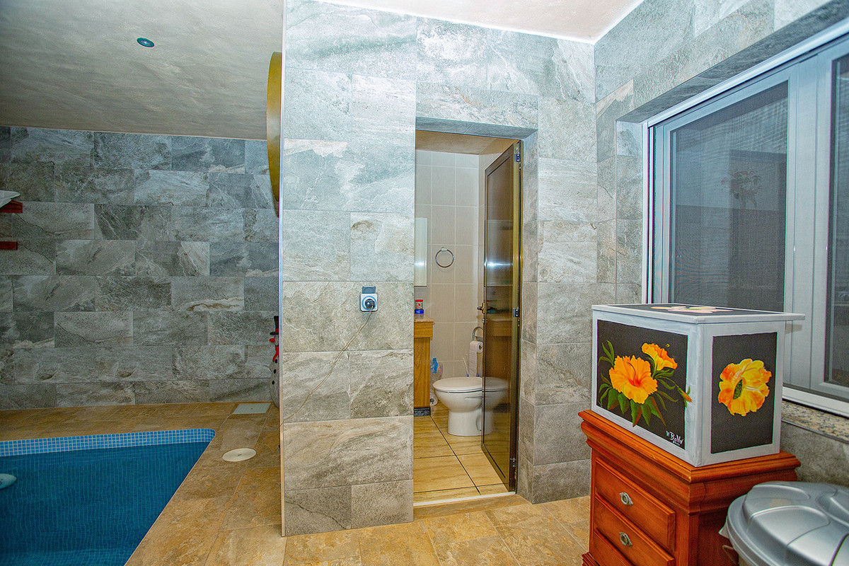 Vrijstaande Villa te koop in Elche | 3 slaapkamers H5295325